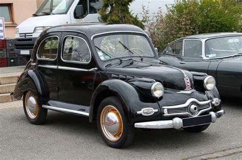 2 Dyna panhard X.jpg